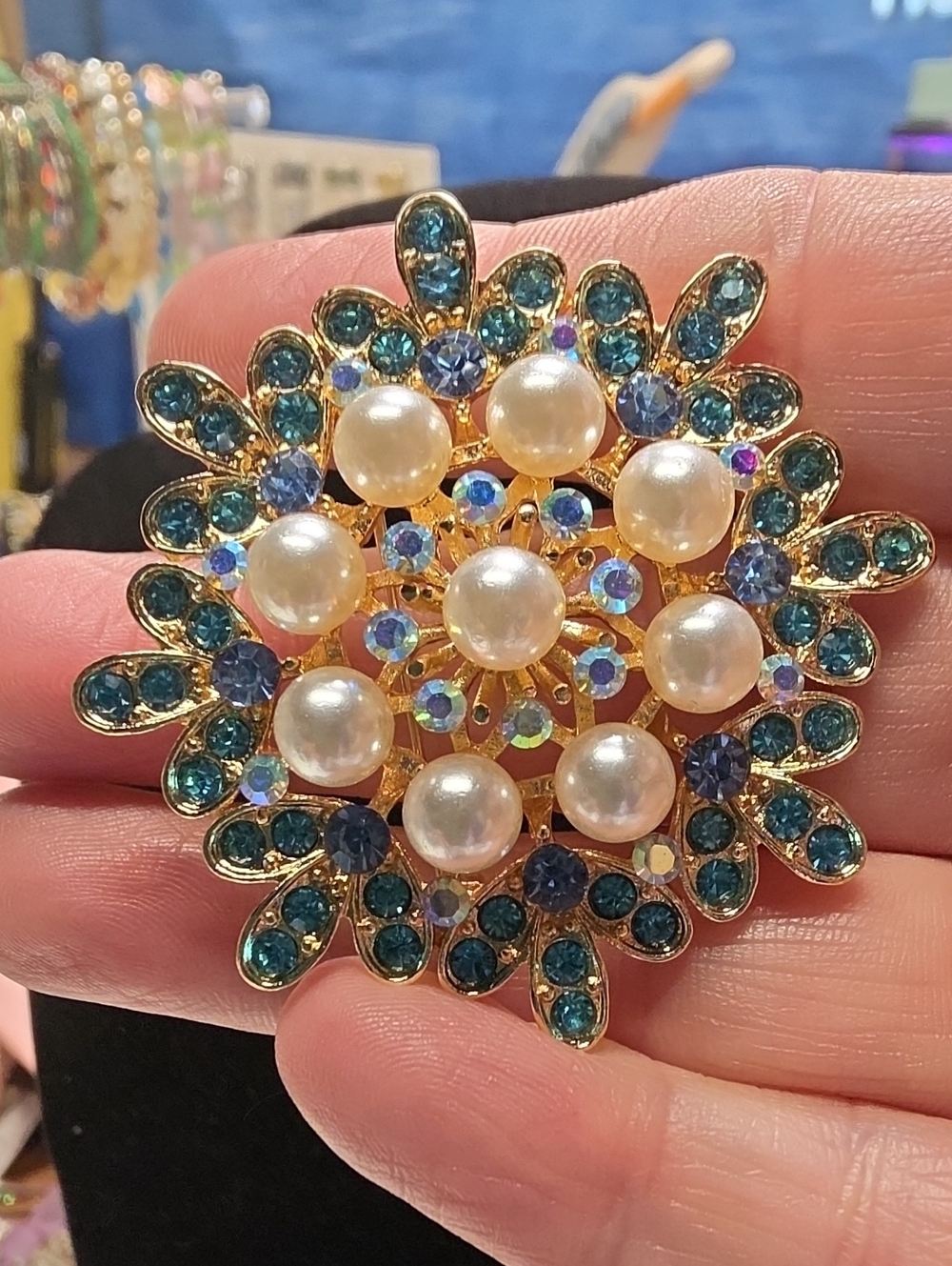 B7- Gold-Tone Pearl & Blue Crystal Floral Brooch